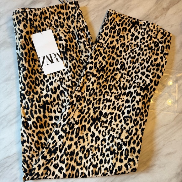 Zara Pants - Zara Leopard Print Women’s Pants Size Medium